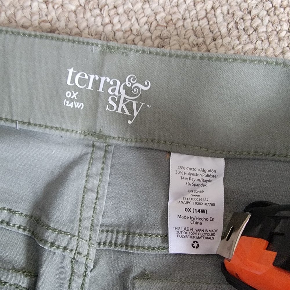 NWT Terra & Sky Women's Plus Size Pull-On Wide-Leg Pants Size 0X (14W) - Picture 4 of 8